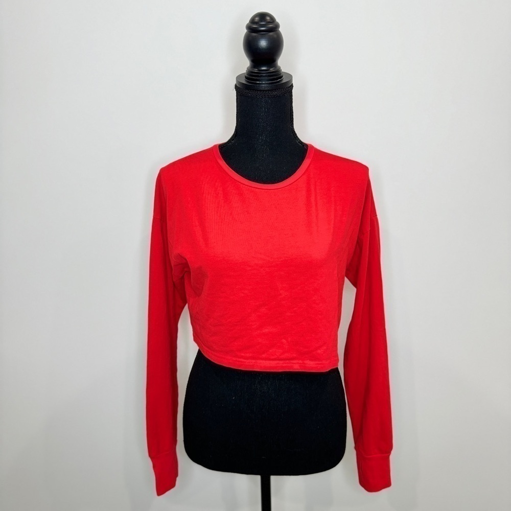 Red Long Sleeve Crop Top (M)